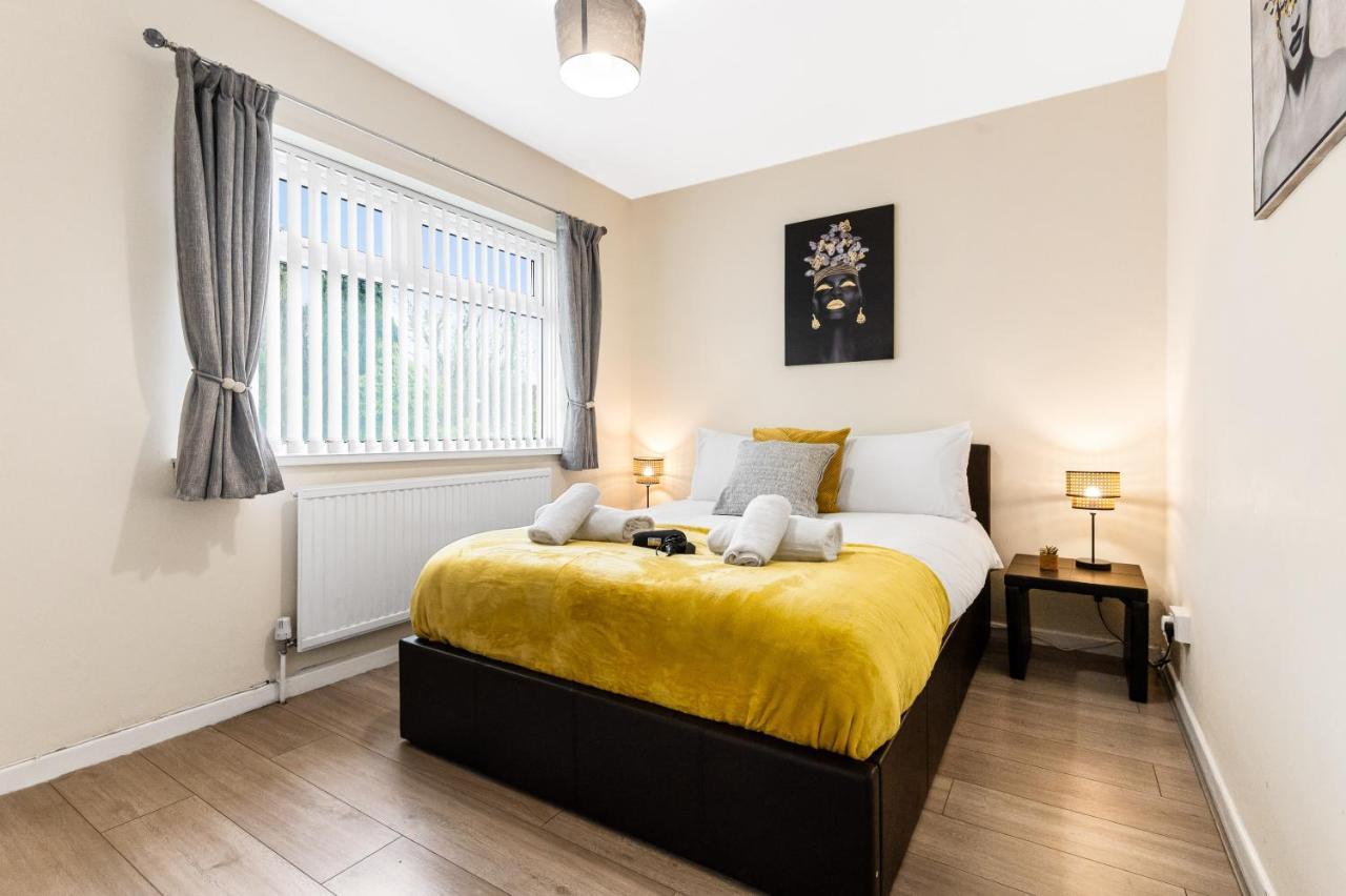 Off Road Parking, Garden, Tv'S In Bedrooms Morriston Luaran gambar